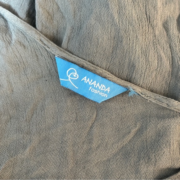 Ananda Design Charcoal Textured Blouse Size OS - Picture 5 of 11